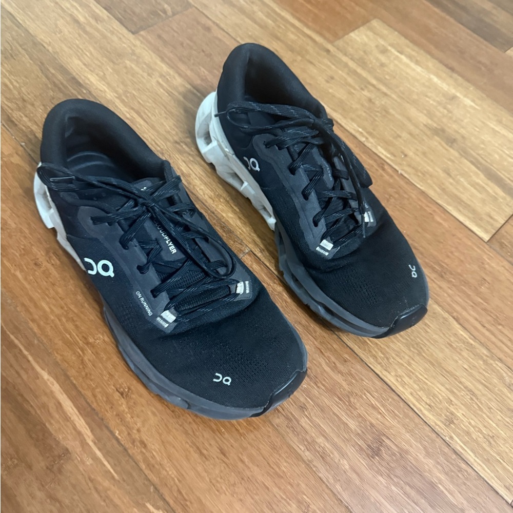 On Running Men's Black and White Athletic Shoes